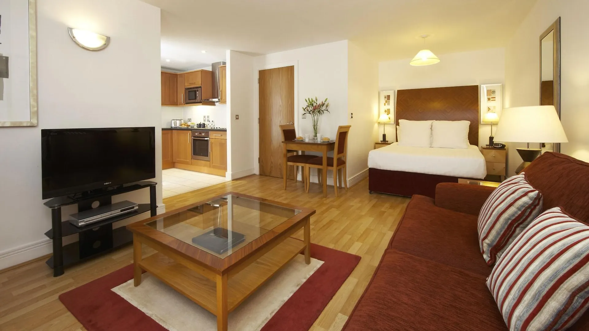 **** Hotel apartamentowy Marlin Apartments London City - Queen Street Wielka Brytania