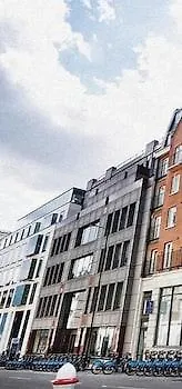 Hotel apartamentowy Marlin Apartments London City - Queen Street