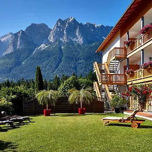 **** Hotel Romantik Alpenhotel Waxenstein Duitsland